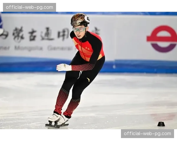 武大靖解说中调侃韩国队出局释放八年平昌委屈情绪